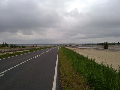 Weg door de bruinkoolafgraving