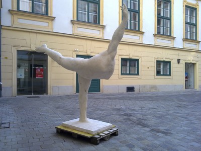 Beeld op zomaar een binnenplaats