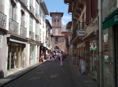 Puerte de Notre Dame in Saint Jean Pied de Port Puerte de Notre Dame in Saint Jean Pied de Port