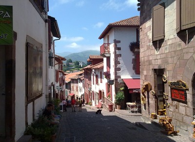 Steil omhoog naar de vesting