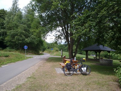 Fietspad over een oude spoorlijn bij Wiltz