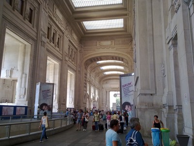 De voorhal van het centraal station De voorhal van het centraal station