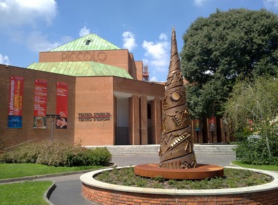 Een apart monument voor het Teatro Piccolo