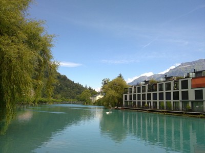 Picknick aan de Thunersee bij Interlaken Picknick aan de Thunersee bij Interlaken