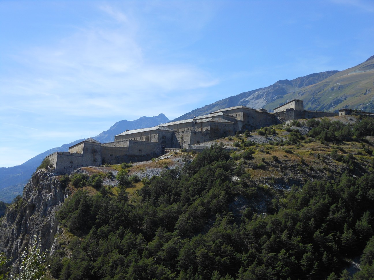 Het fort Victor Emanuel, overblijfsel van het koninkrijk Pi&eacute;mont-Sardaigne